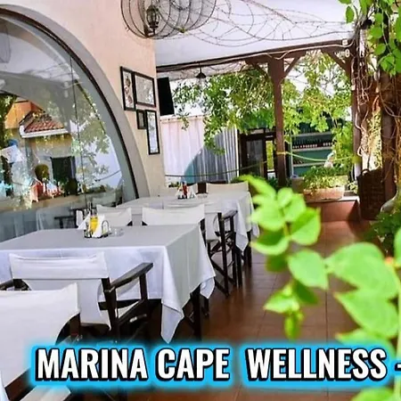 Marina Cape & Wellness-relax Nr 34-31 *